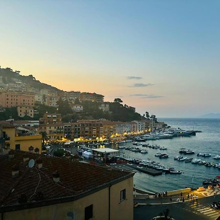 La Casetta In Piazza Porto Santo Stefano  Exteriér fotografie
