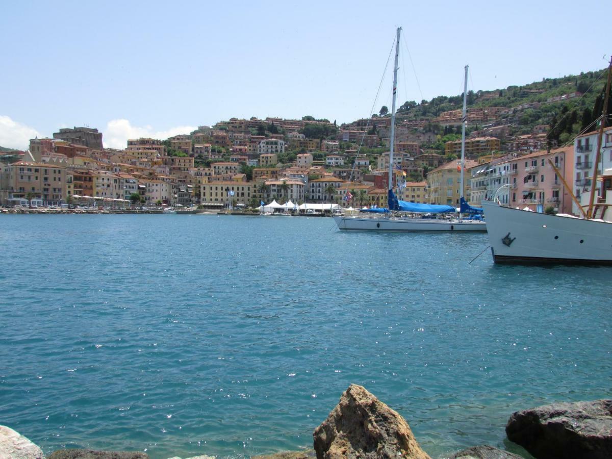 La Casetta In Piazza Porto Santo Stefano  Exteriér fotografie